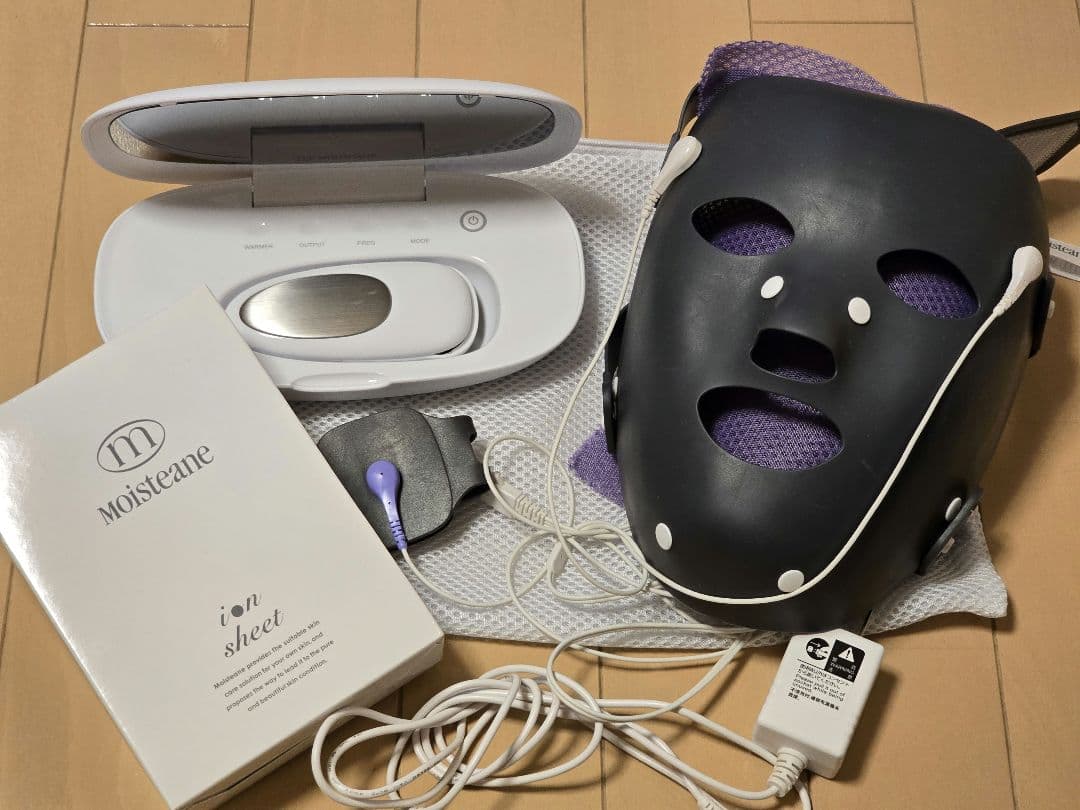 ⋈*。゜モイスティーヌ 美顔器