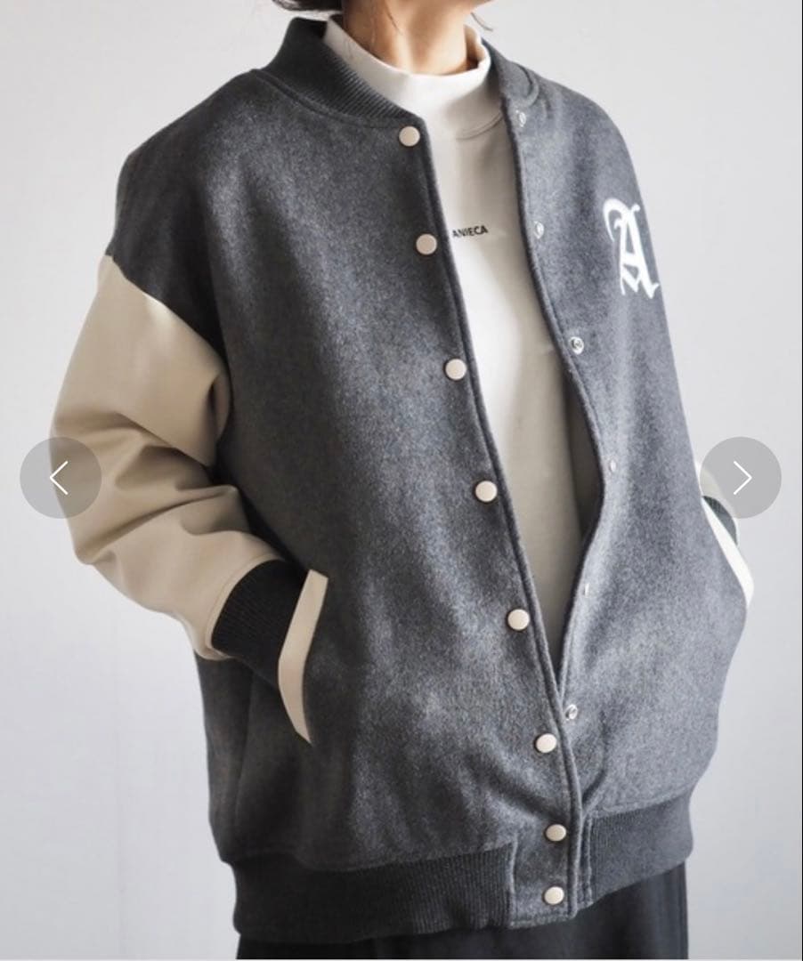 ANIECA スタジャン グレー/アイボリー