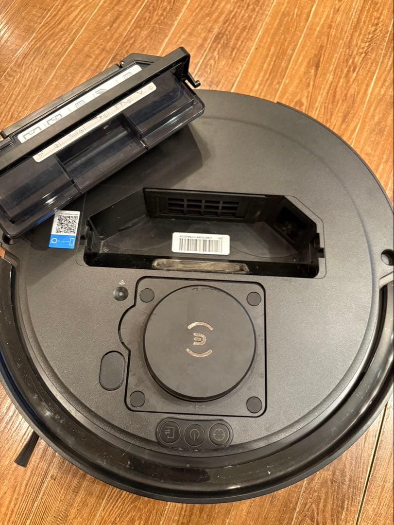 【送料無料】 ロボット掃除機 黒色 付属品多数あり　ブラック　スタイリッシュ