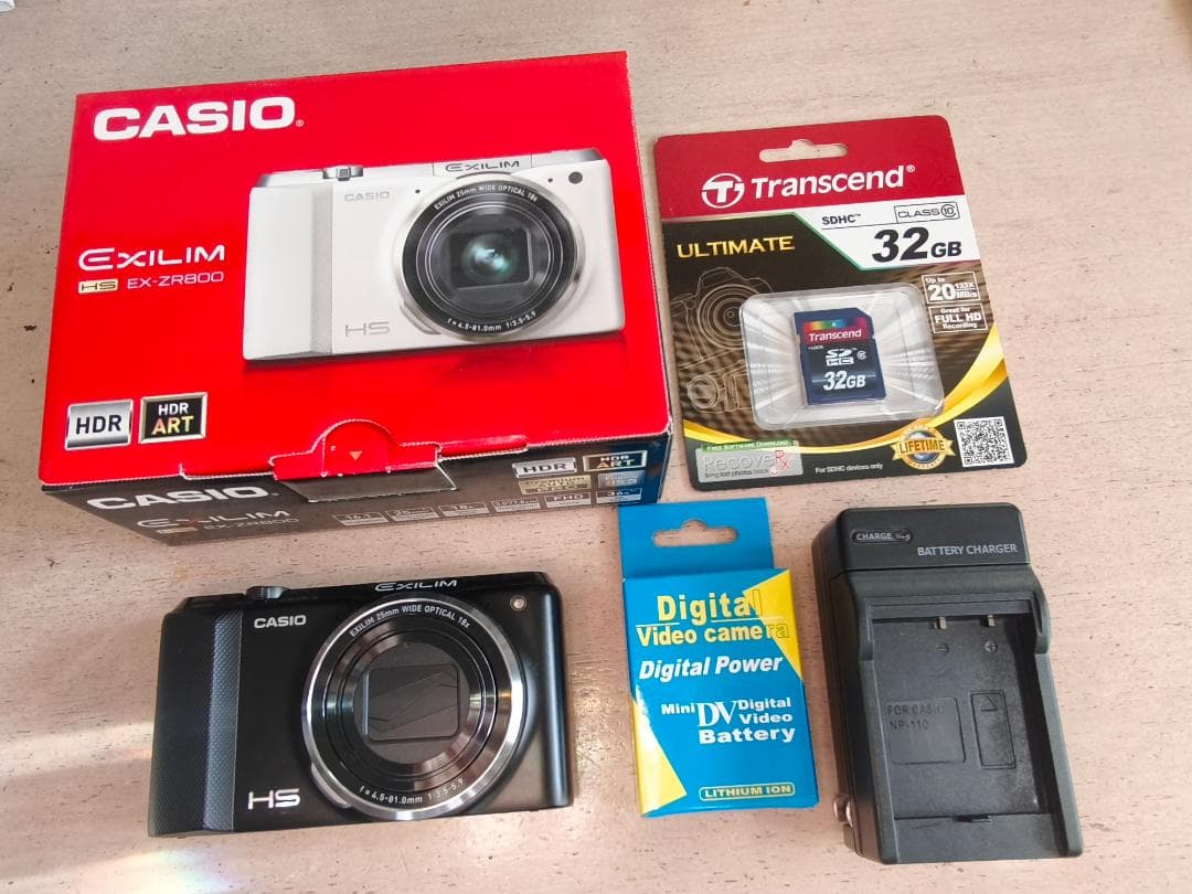 CASIO EXILIM EX-ZR800 デジタルカメラ 動作OK SD付き