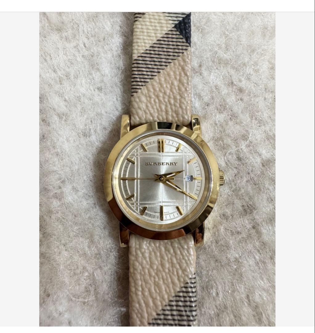 BURBERRY チェック柄レザー時計