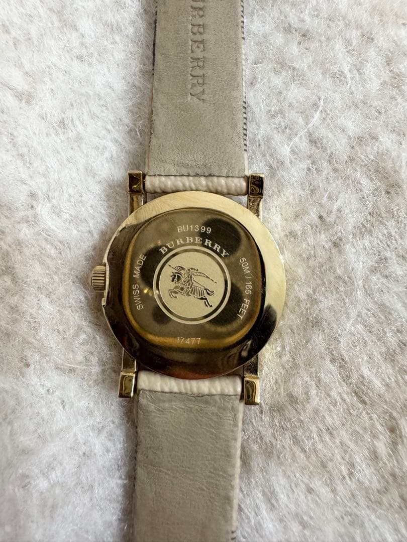BURBERRY チェック柄レザー時計