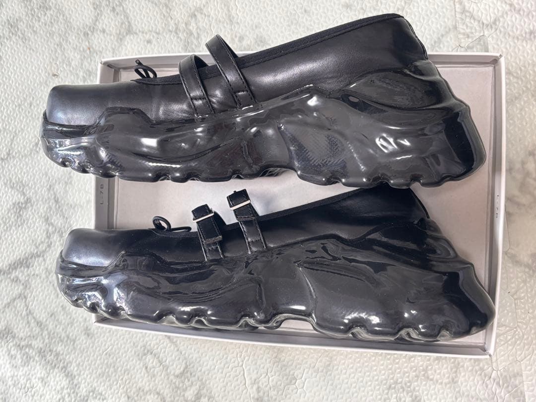 AKIKOAOKI ブラック ローファー