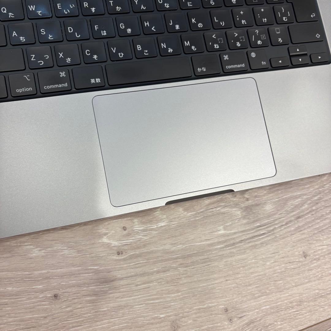 Apple MacBook Pro シルバー 本体