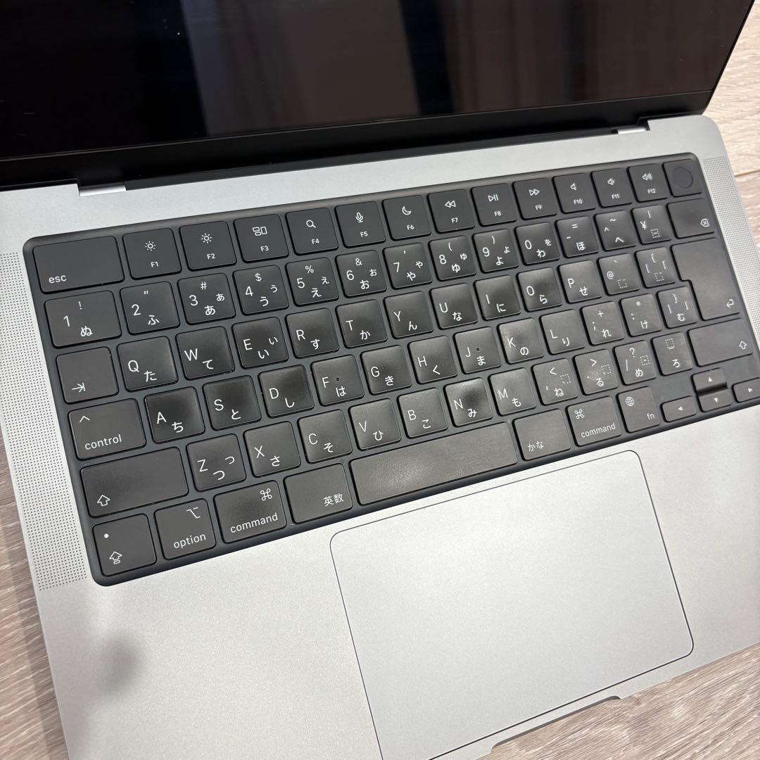Apple MacBook Pro シルバー 本体