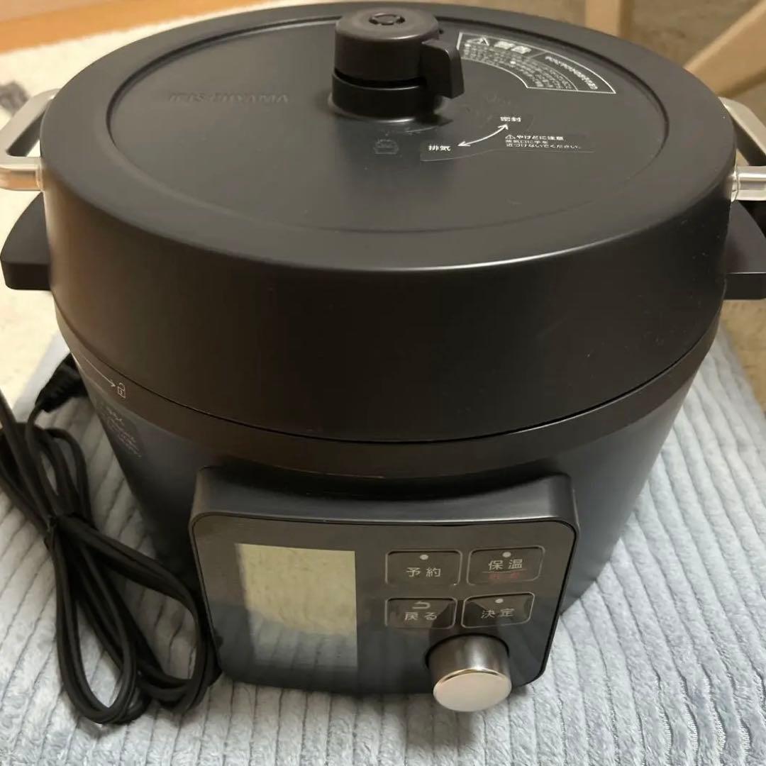 未使用品　アイリスオーヤマ 電気圧力鍋