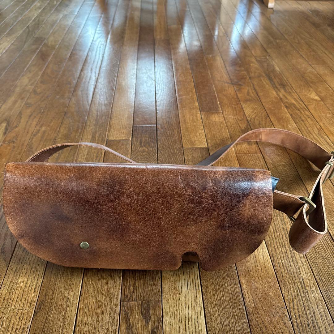 ユニアンドコーメッセンジャーバッグ