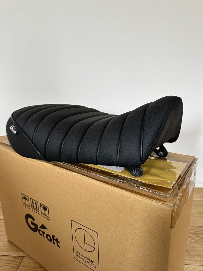 Gcraft ブラックシート ボルト固定式