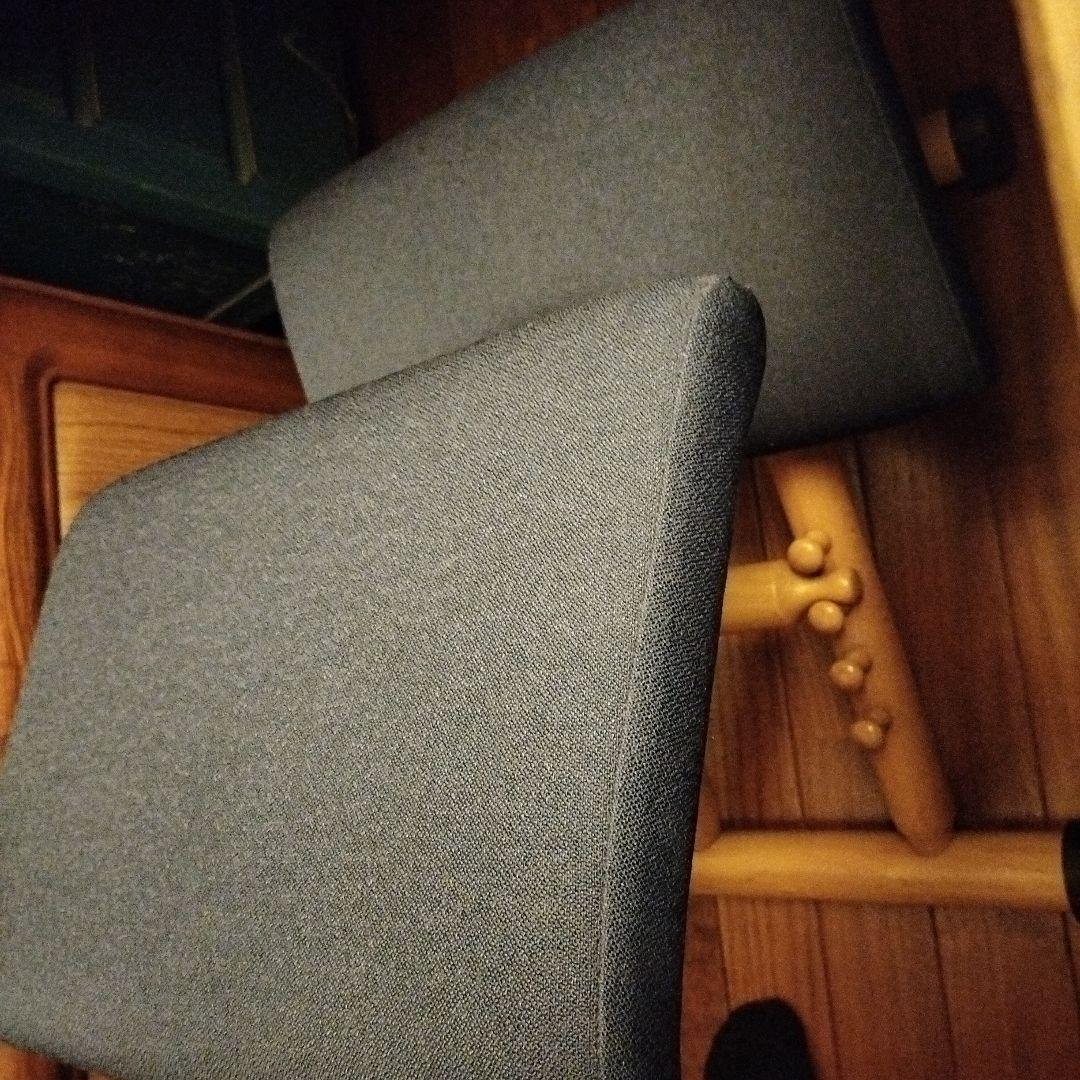美品希少姿勢が良くなるstokke 椅子
