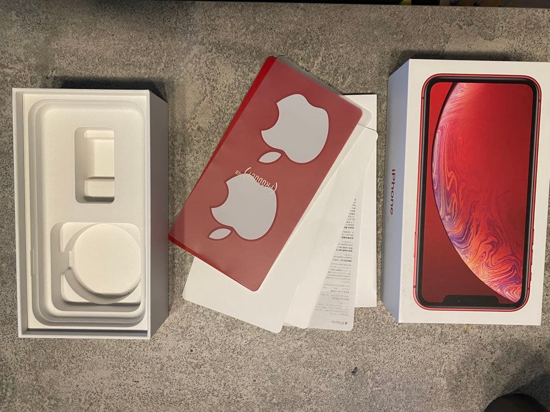 【ジャンク品】iPhone XR 128GB レッド　画面割れ有