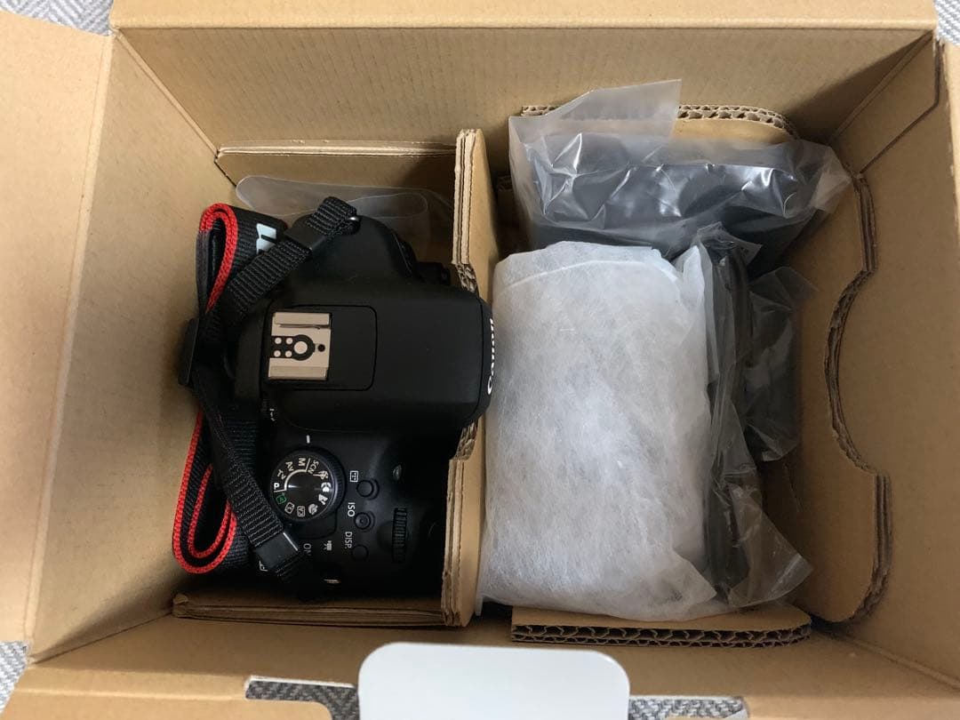 Canon EOS Kiss X8i レンズキット