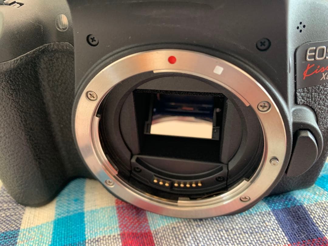 Canon EOS Kiss X8i レンズキット