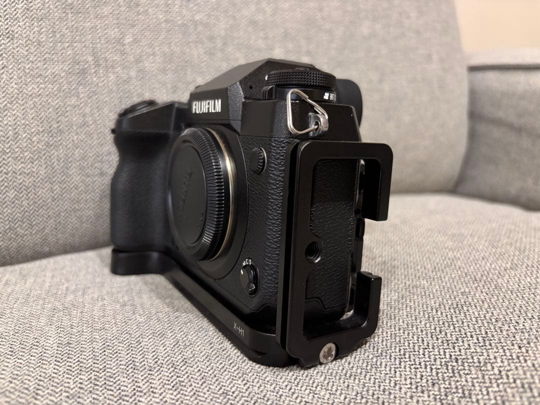 フジフィルム X-H1 ボディ　おまけ付き