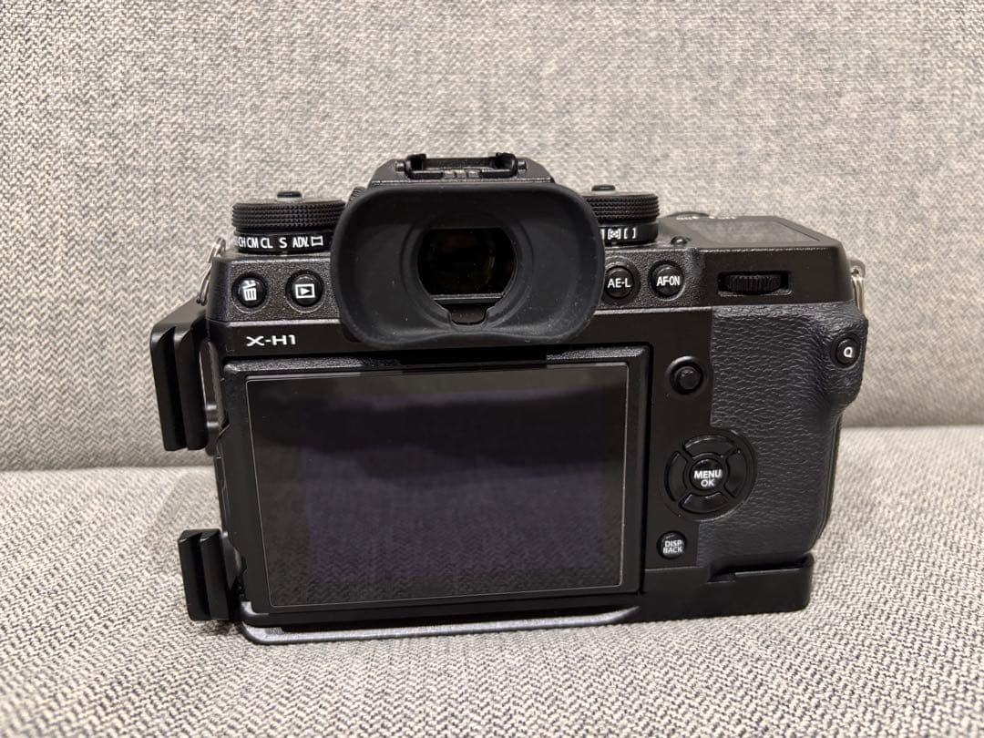 フジフィルム X-H1 ボディ　おまけ付き