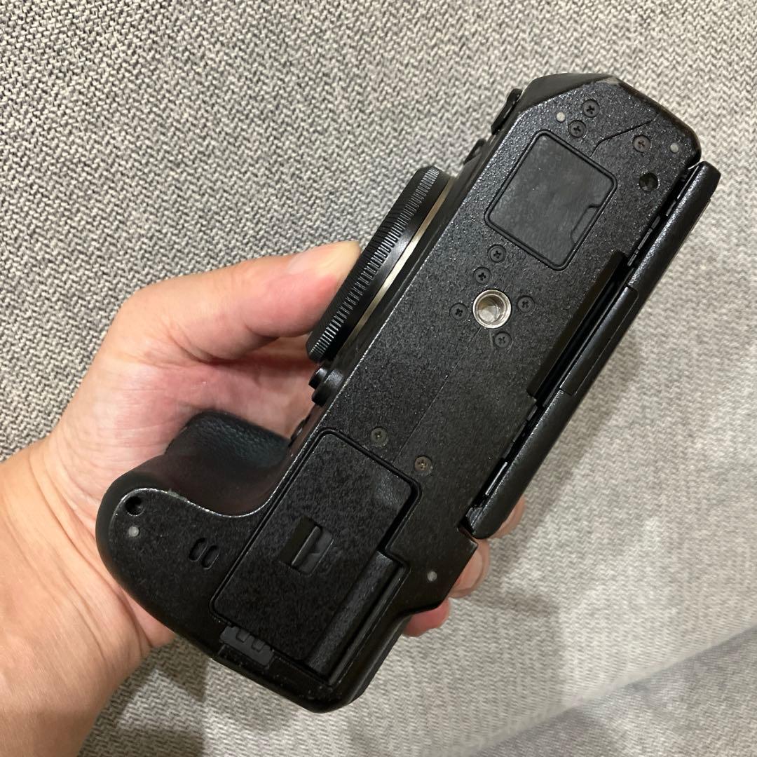 フジフィルム X-H1 ボディ　おまけ付き