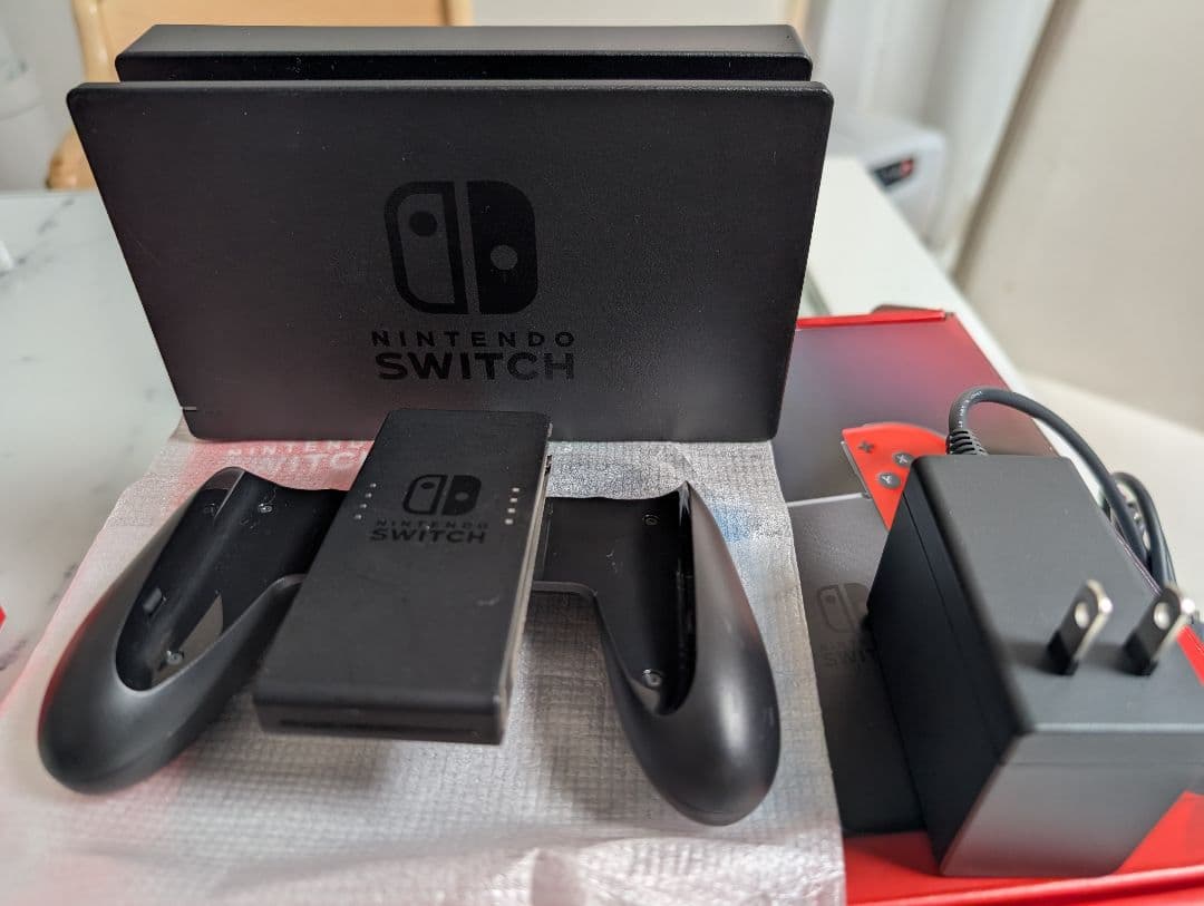 Nintendo Switch 本体 ジョイコン充電スタンド付き
