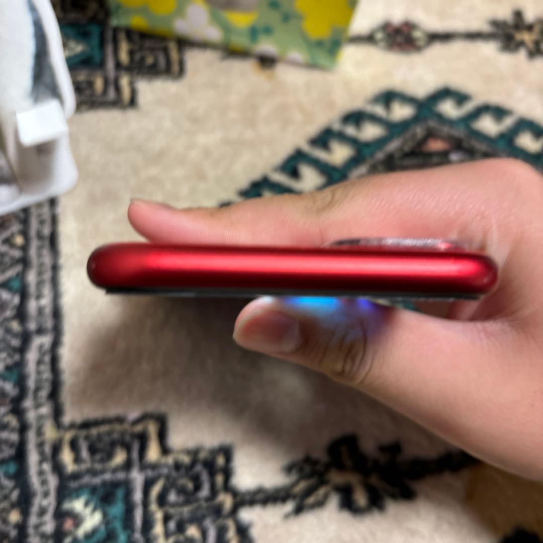 iPhone 11 Red 本体
