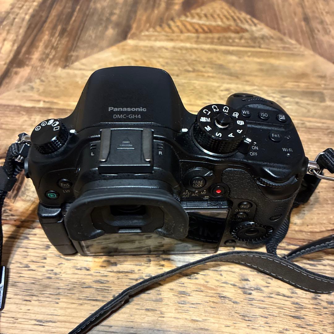 美品 panasonic LUMIX GH4 バッテリー3個付き