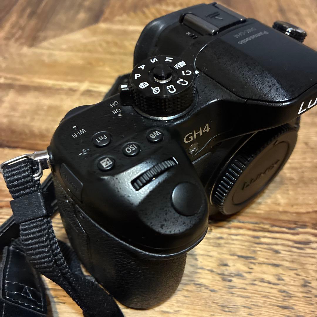 美品 panasonic LUMIX GH4 バッテリー3個付き
