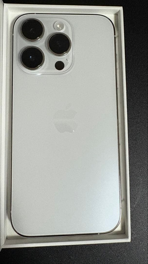 モ*コ様 iPhone 14 Pro 256GBシルバー SIMフリー バッテリ