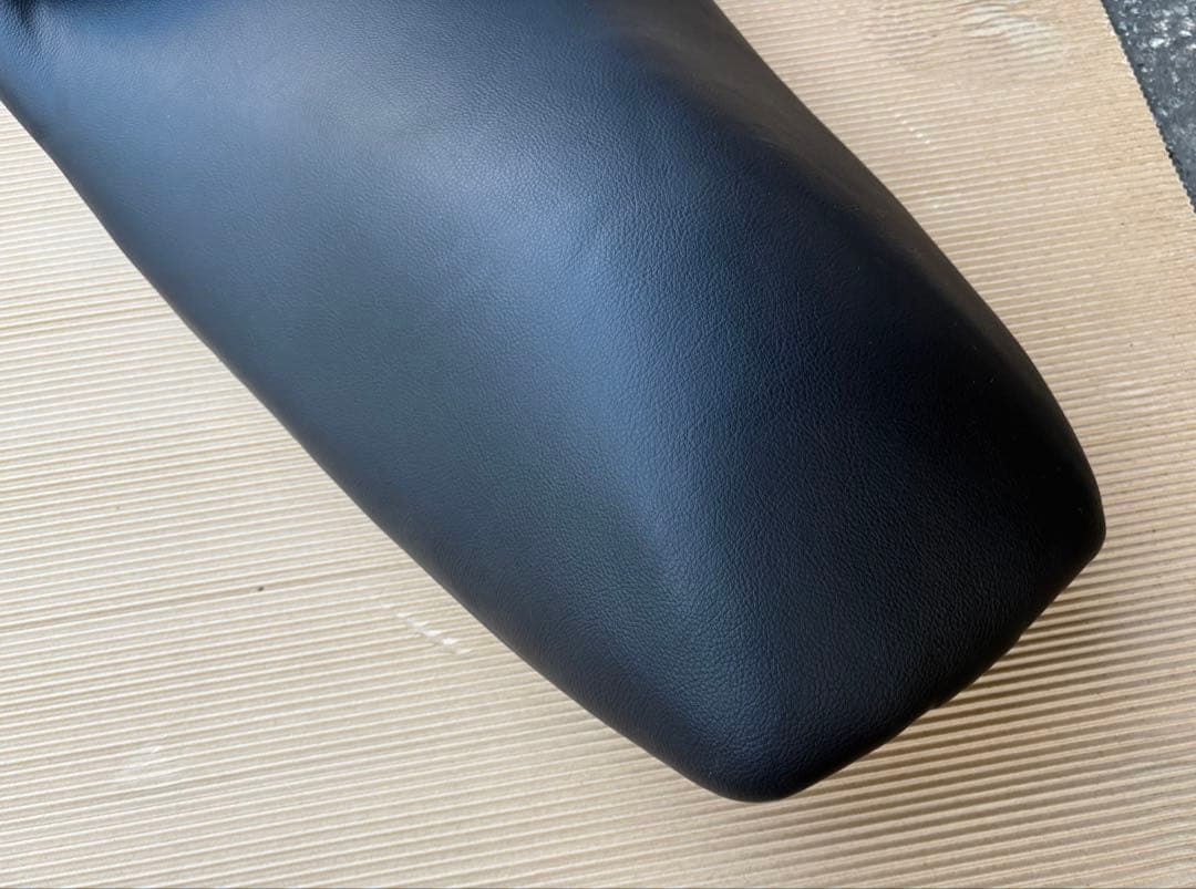 【中古張替】 ヤマハ マグザムSG17J/SJ21J 張り替え後未使用