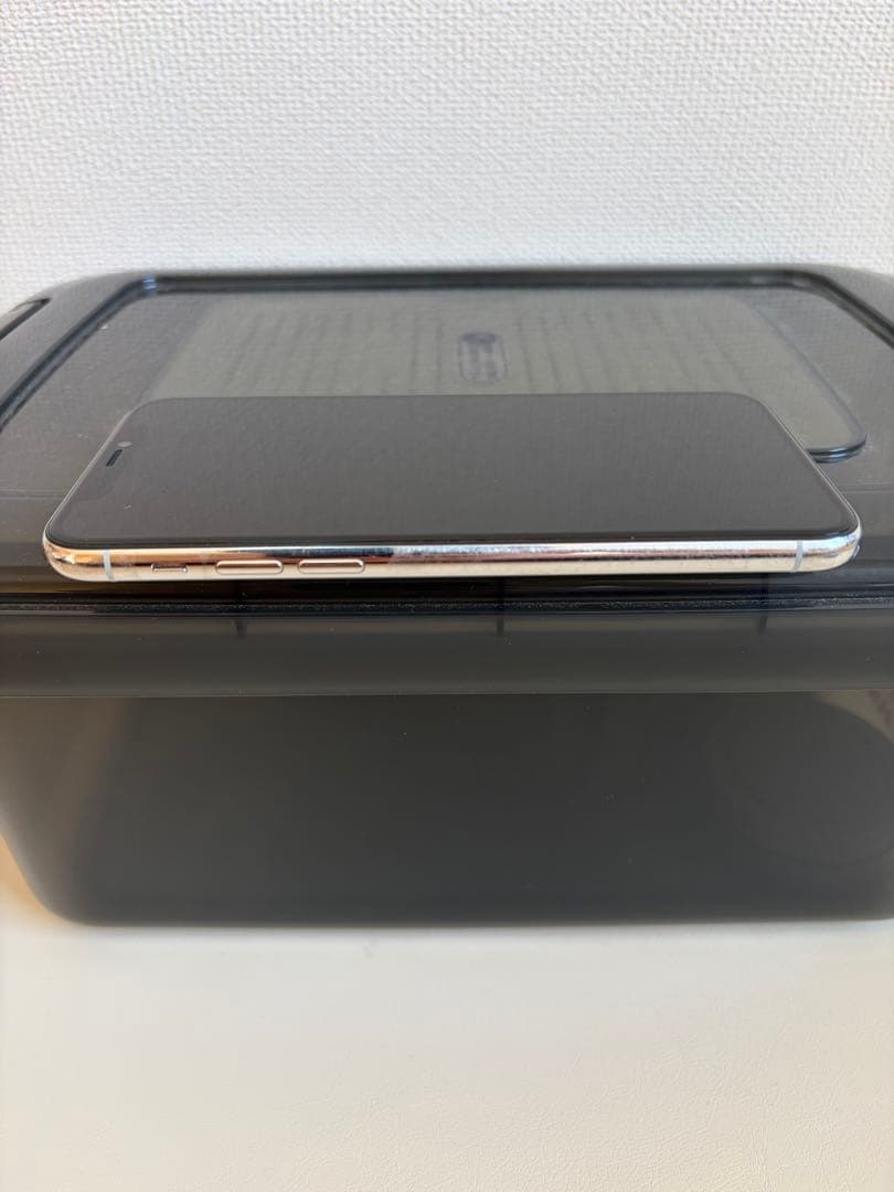 iPhone 11 Pro 256GB シルバー　SIMフリー