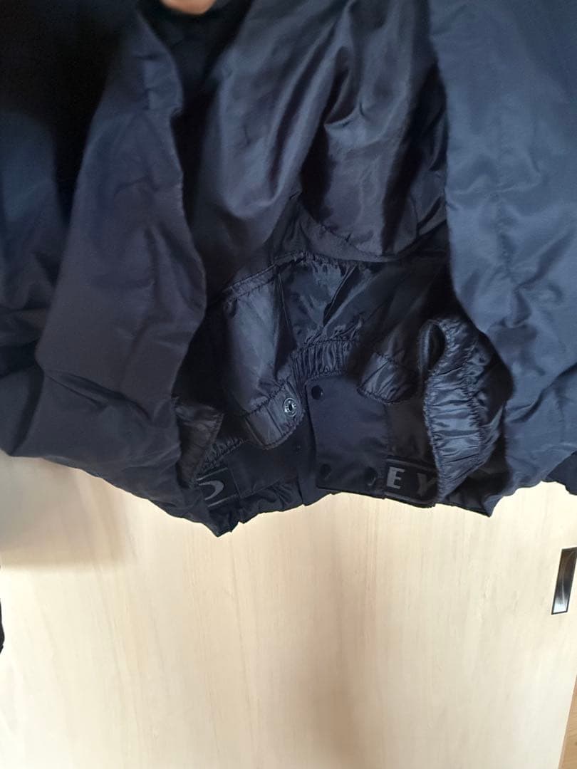 オークリー　スノーボードウェア　防水　黒　XL