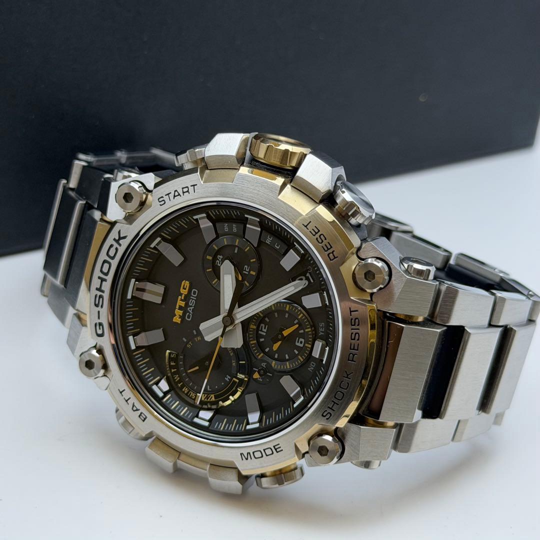 【極美品】カシオ　G-SHOCK MTG-B3000D-1A9JF 箱説保
