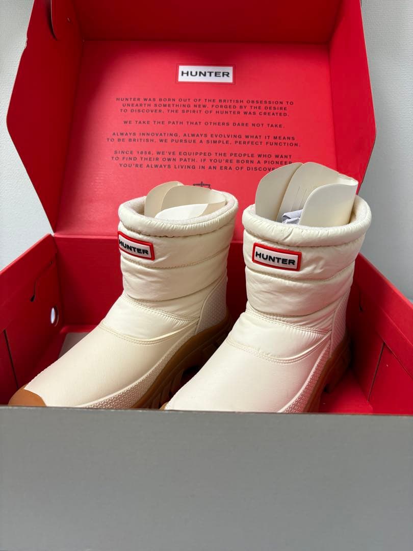 HUNTER ホワイト ショートブーツ