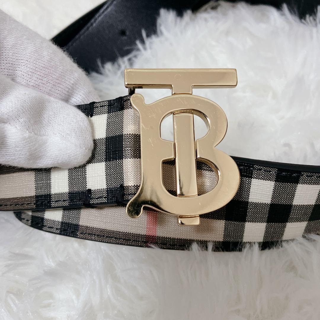 極美品 バーバリー PVC ベルト TBノバチェック ユニセックス ゴールド金具