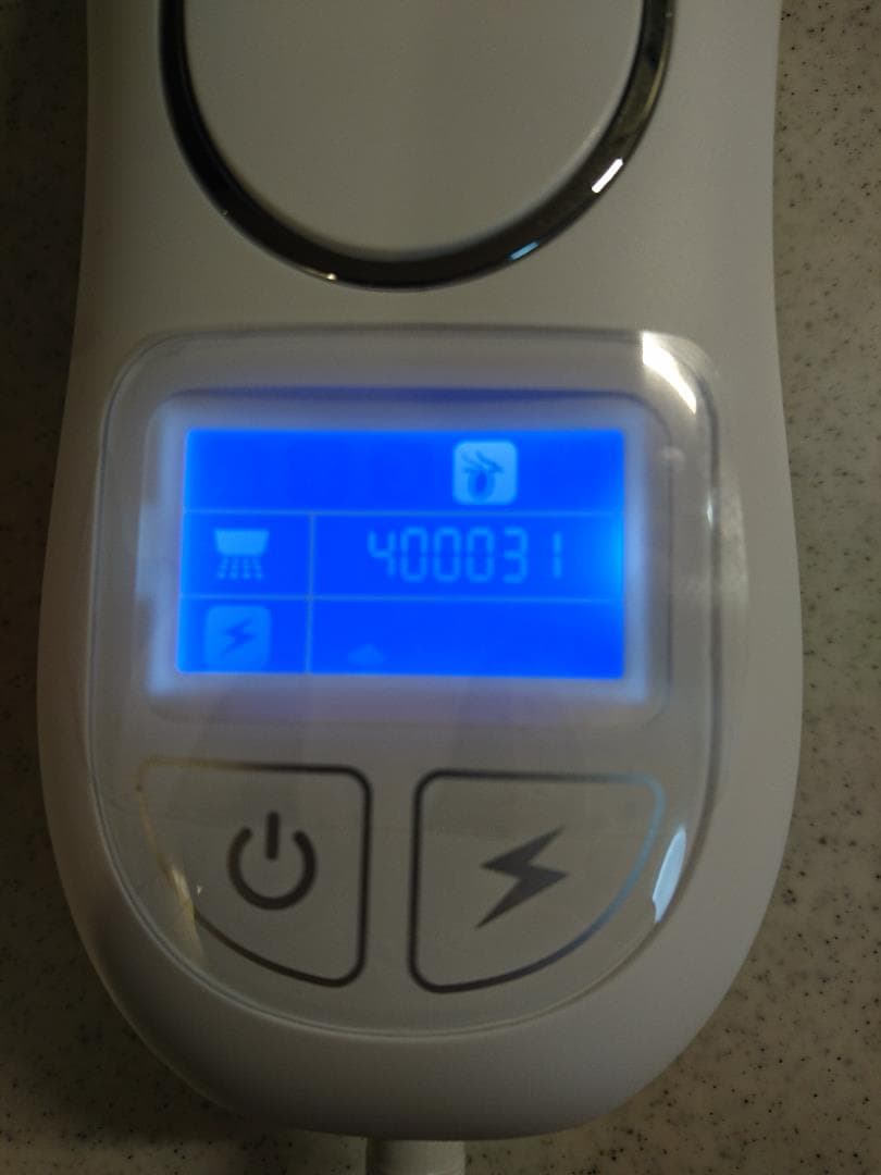 剛毛にも 出力36W強力！！ IPL光脱毛器 永久脱毛 40万発 5段階