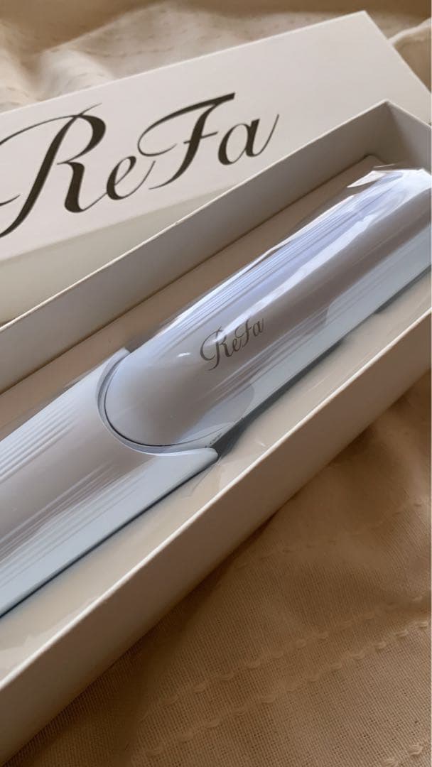 ReFa ストレートフィンガーヘアアイロン ホワイト ケース付き