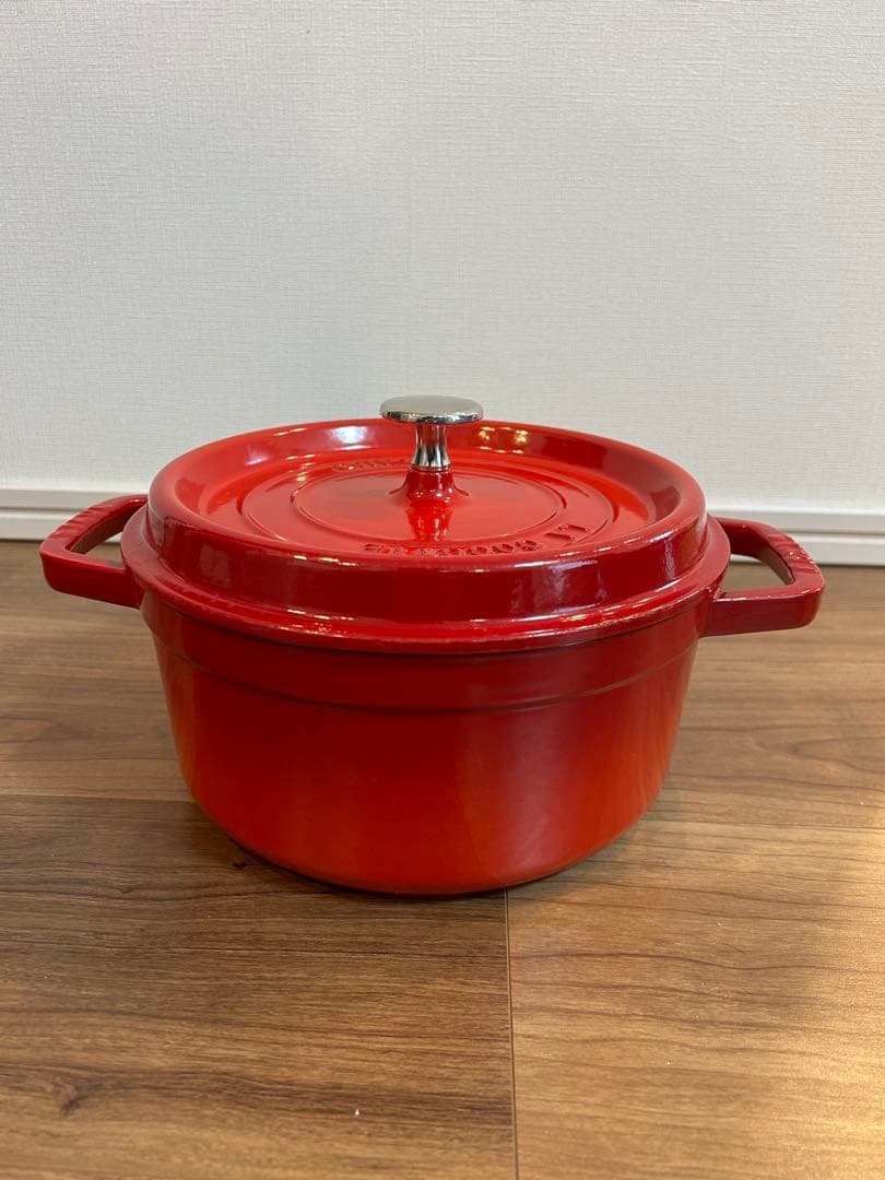 STAUB ストウブ　ピコ・ココット　ラウンド　22cm チェリー　両手鍋 赤