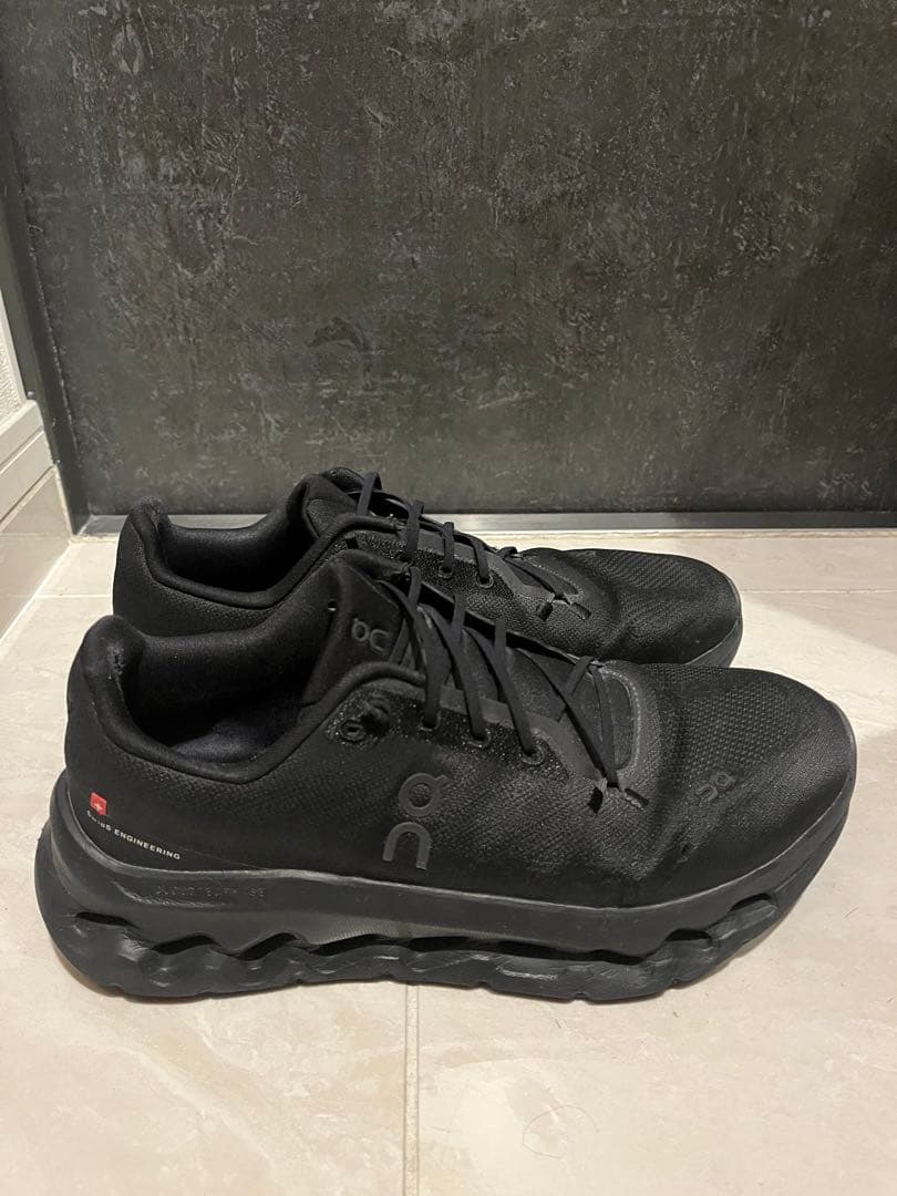 On Cloudtilt オン クラウドティルト BLACK 28