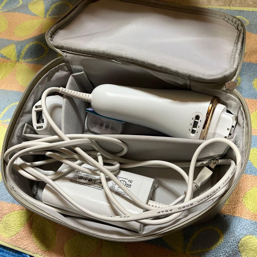 BRAUN 脱毛器 ホワイト ACアダプター付き