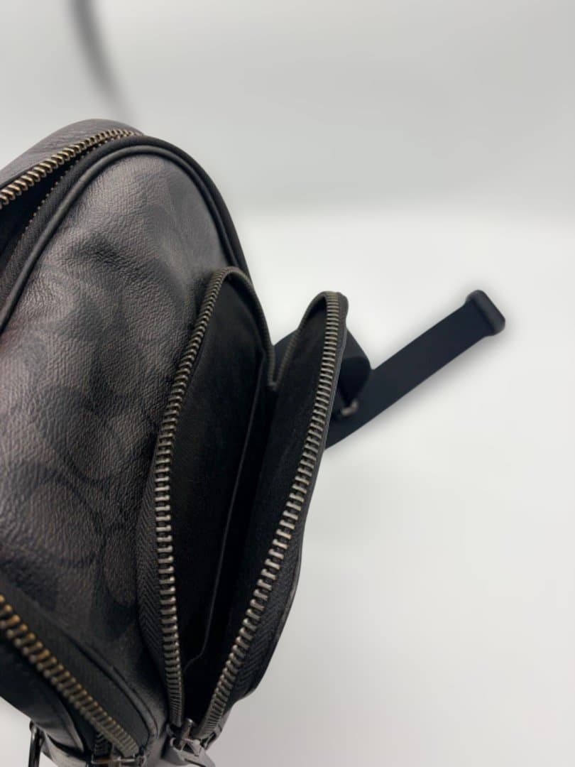 Coach　ワンショルダー　ボディバッグ