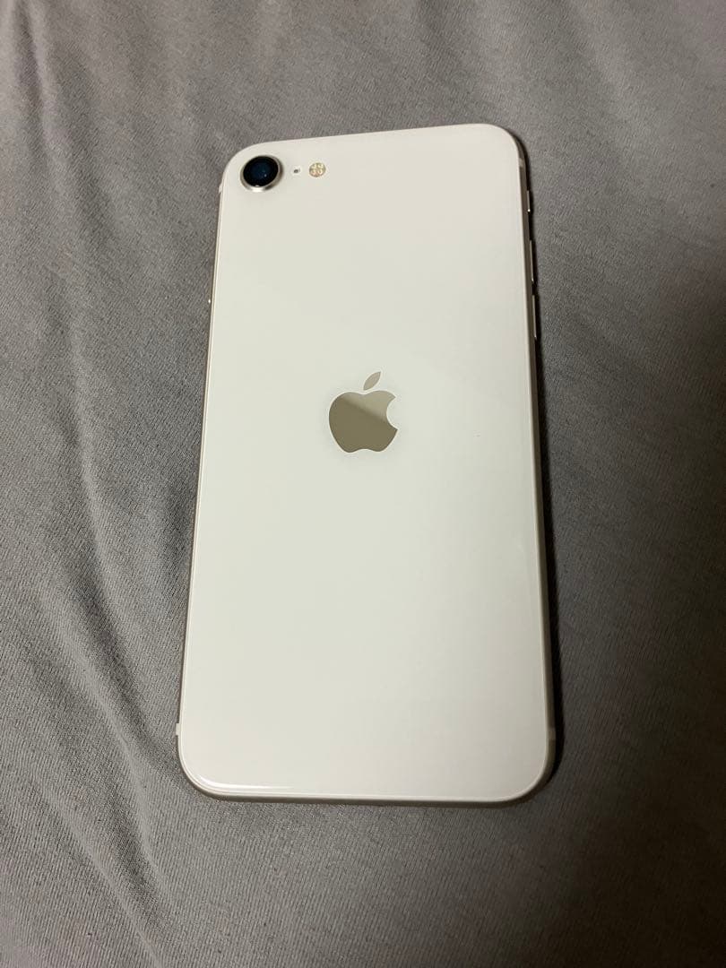 た*ん様 Apple iPhone SE 第3世代 64GB ホワイト 本体