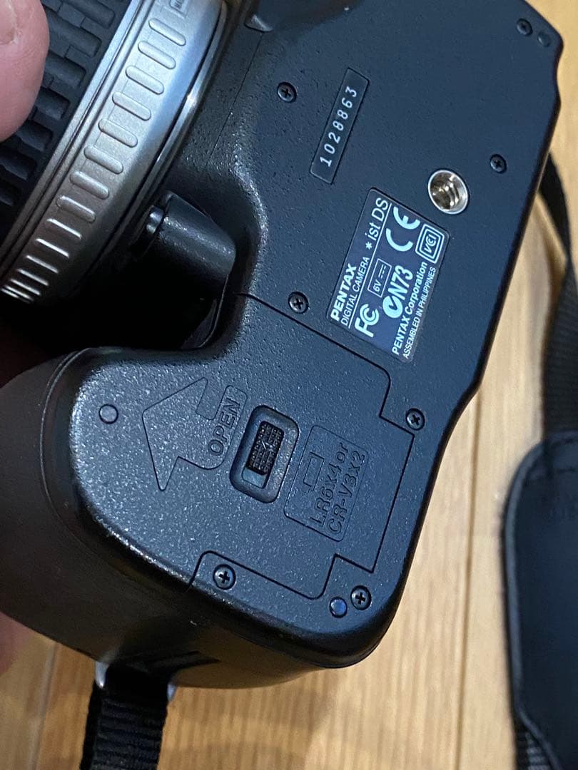 ペンタックス一眼レフist DS 35-80 100-300レンズ2本動作品