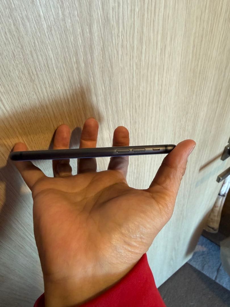 Apple iPhone 8 スペースグレー SIMフリー64GB