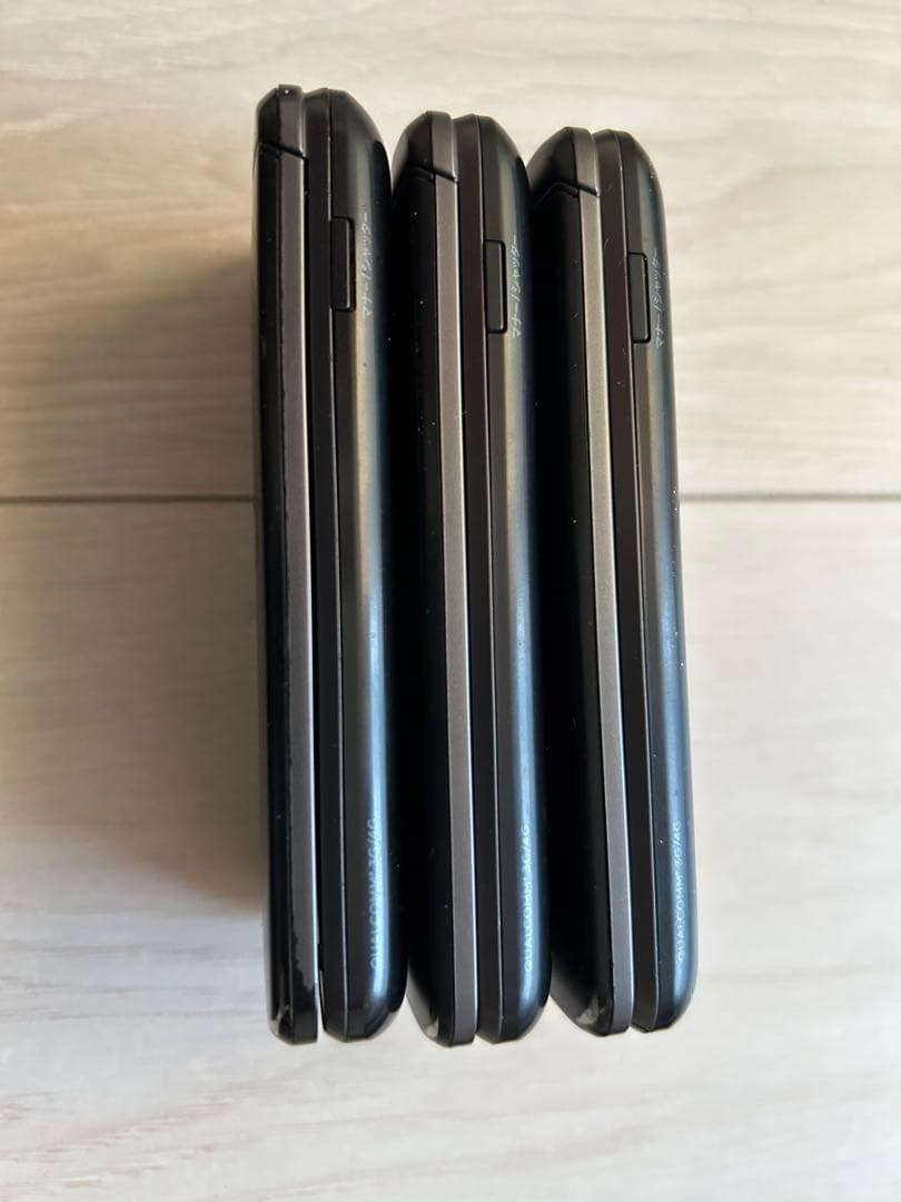 京セラ GRATINA KYF39 au版 ガラホ 本体のみ 8台セット