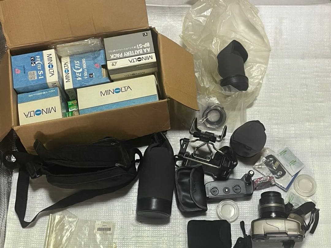 E*I様 MINOLTA VECTIS S-1 一眼レフカメラ レンズ　アクセサ