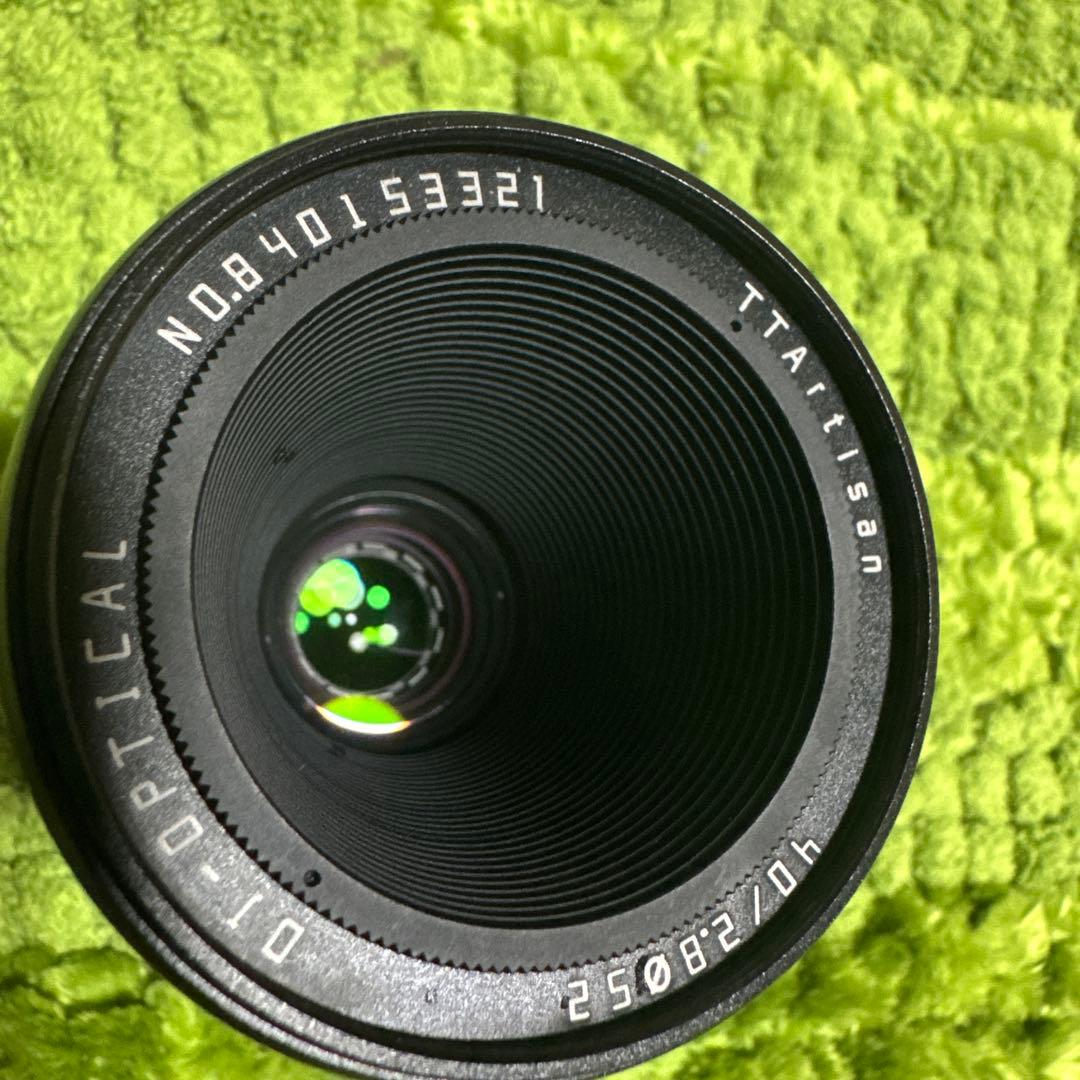 と*ぽ様 40mm f2.8 マクロレンズ