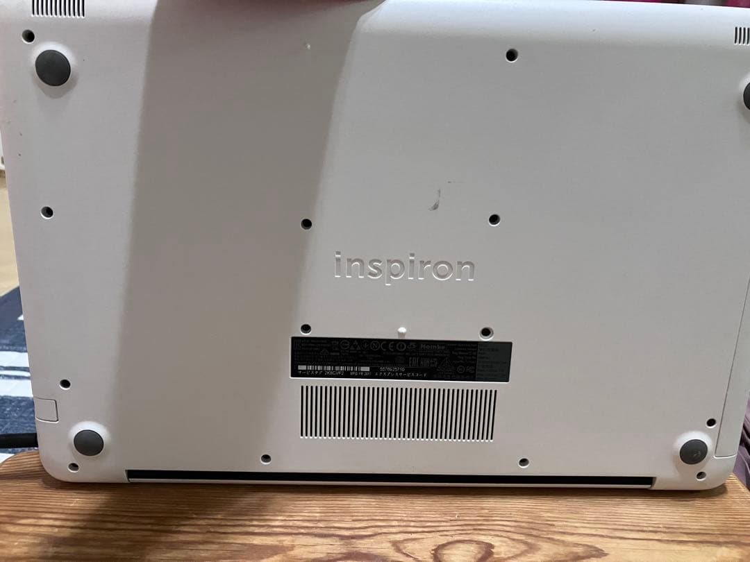 DELL ノートPC ホワイト Windows 10本体