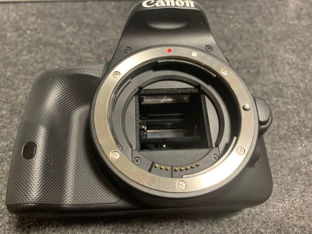 Canon EOS Kiss X7 レンズキット　備品全揃い　三脚、解説書つき