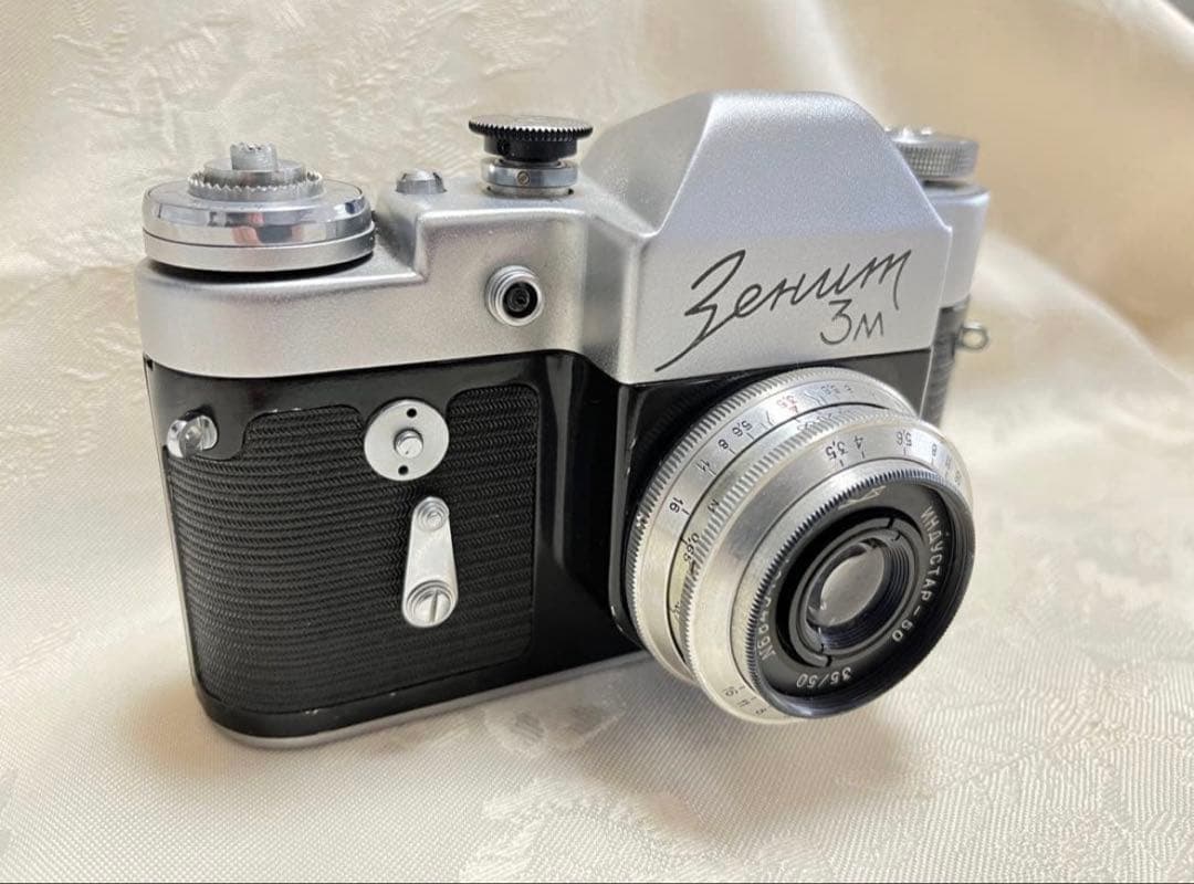 Zenit インダスター50mmフィルムカメラ