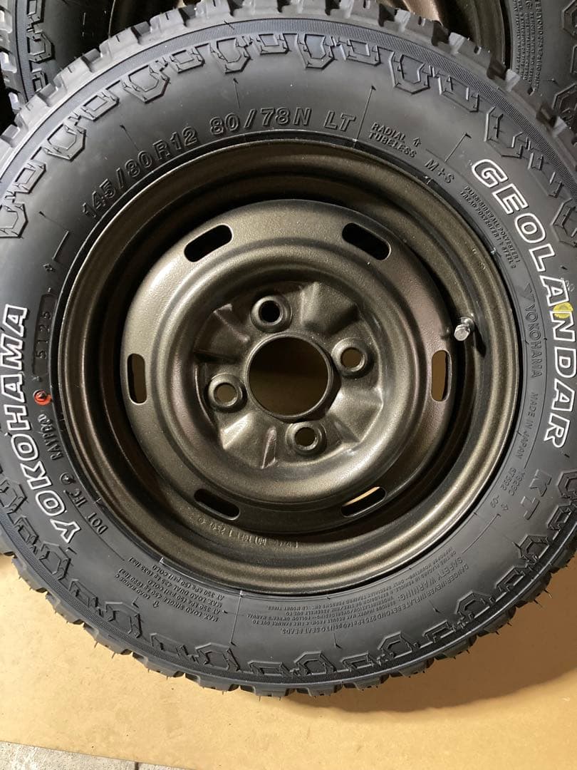 145/80r12 送料込み ゴツゴツタイヤ オールシーズン4本ホイールセット