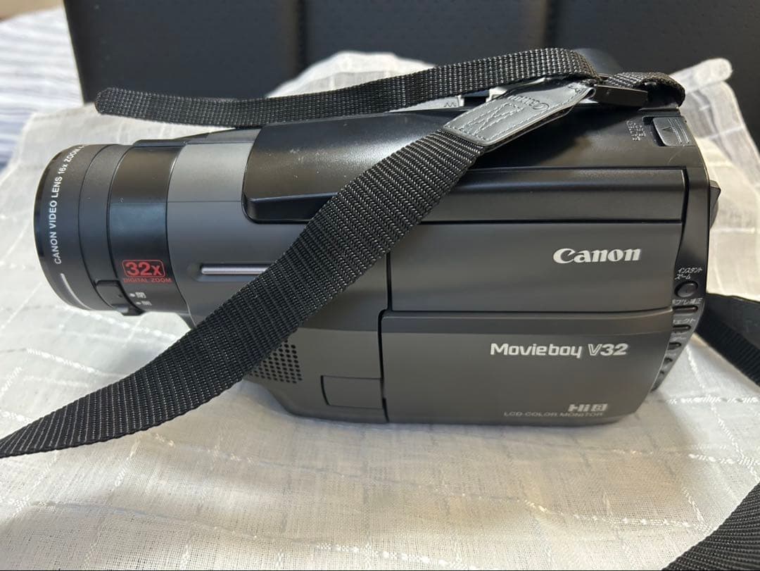 ビデオカメラ Canon 8mm VIDEO CAMERA Movieboy V32