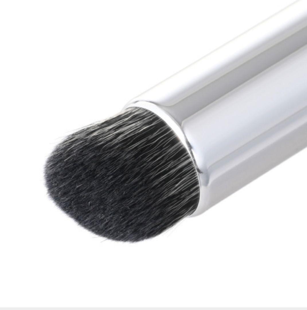 BRILLIAGEカモフラージュ コンシーラーチーク04　ワイドフィンガーブラシ