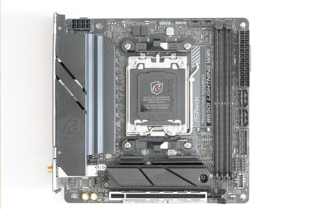 ASRock B650I LIGHTNING WIFI マザーボード