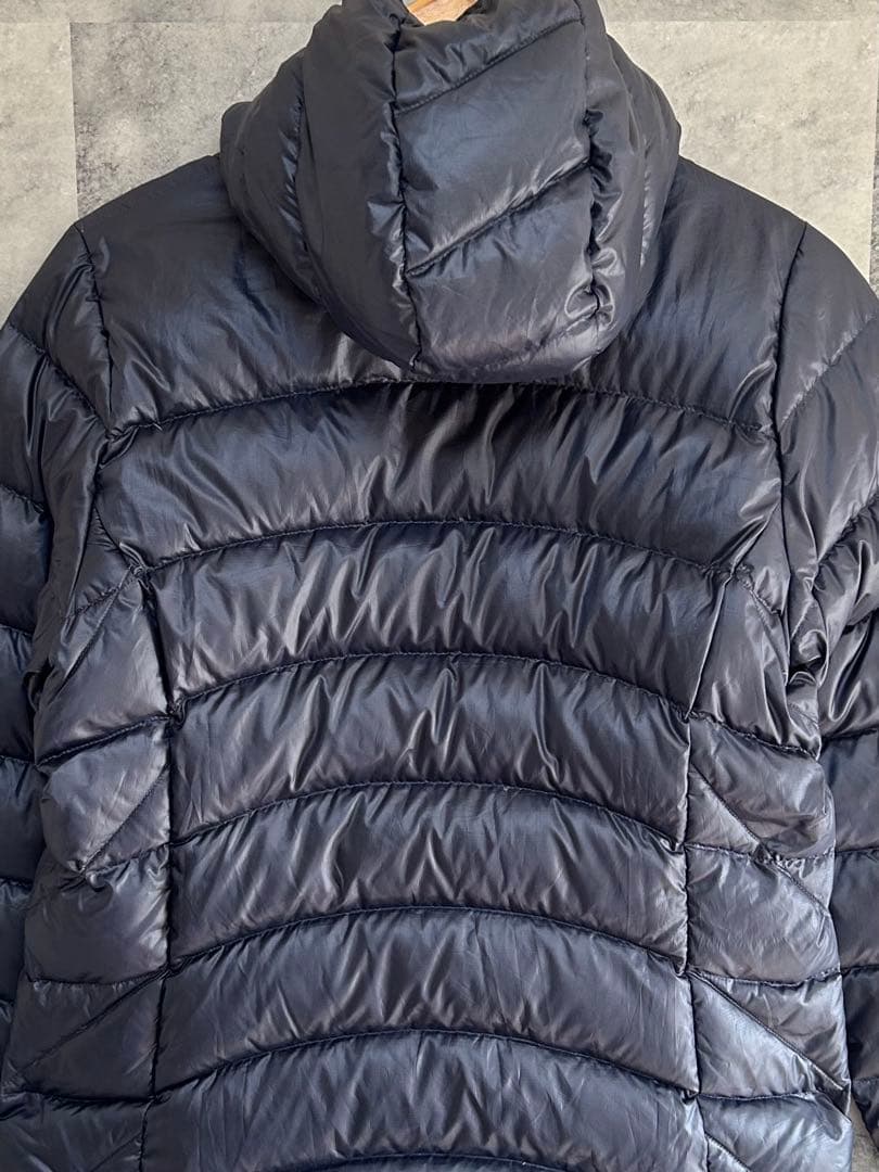 パタゴニア ダウンセーター フーディー　ネイビー ダウンXXL クリーニング済